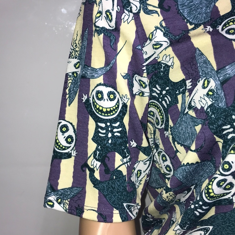 Disney LuLaRoe Shirt Size Women’s Large NWT ♥️♥️ - Picture 3 of 8